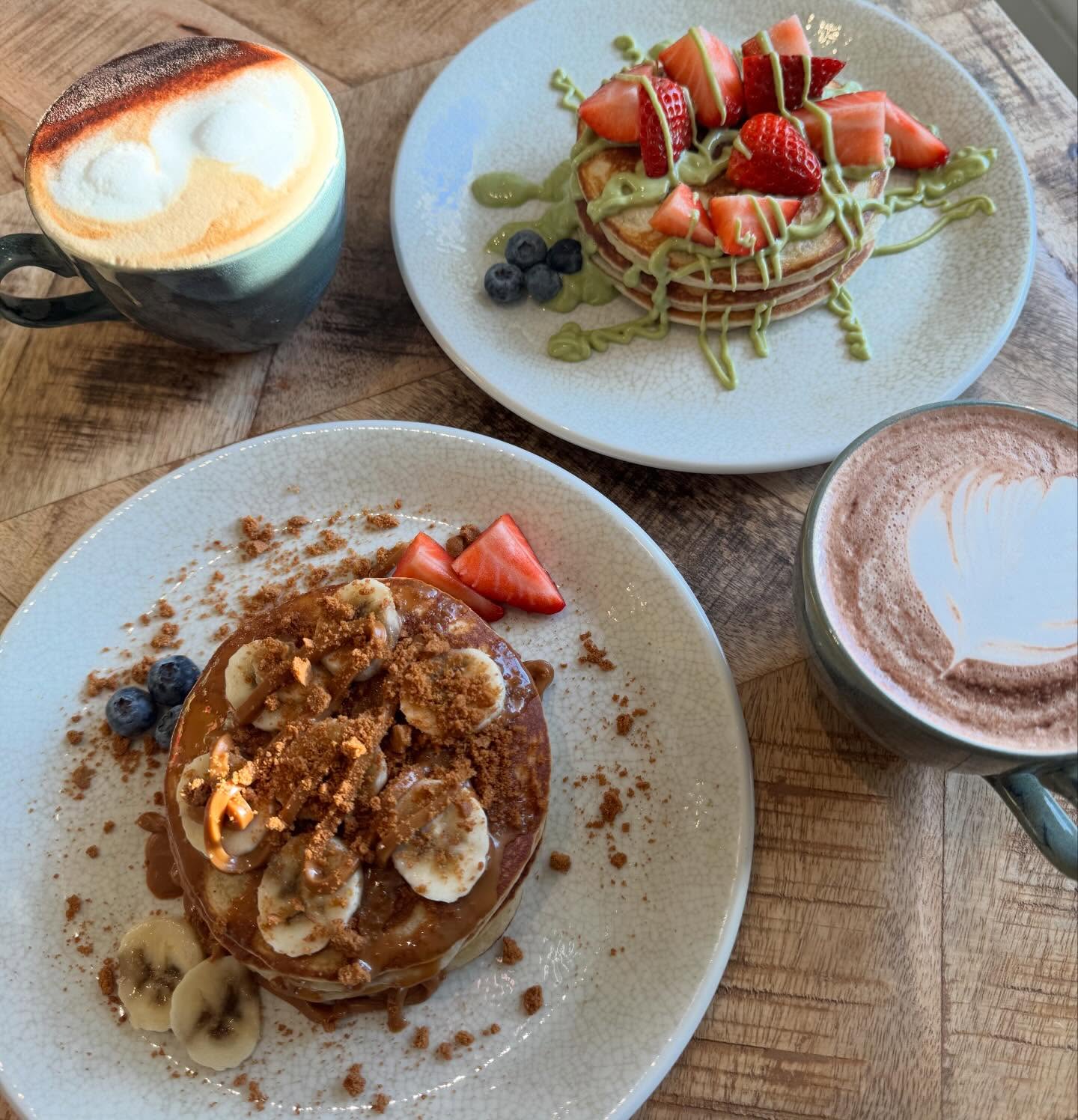Pancakes and coffees